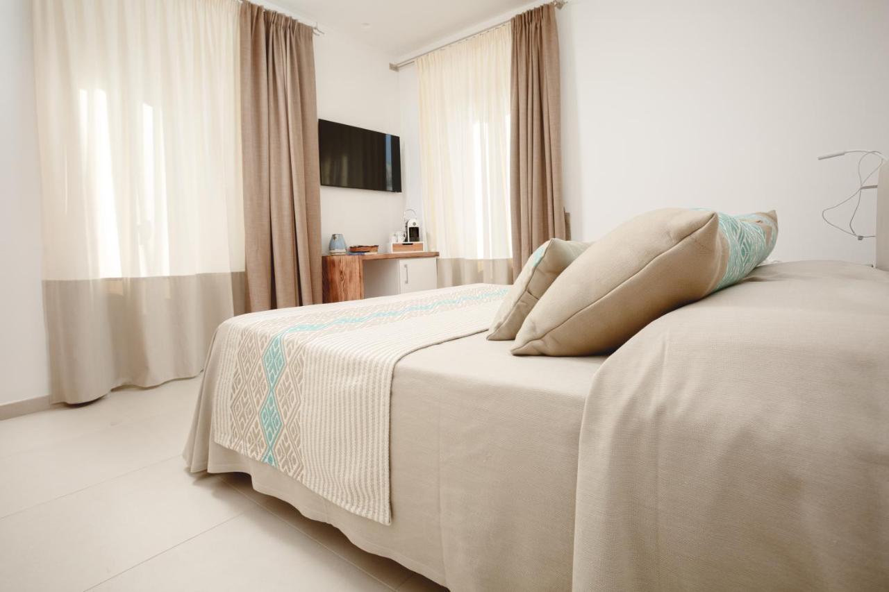 Assaje' Luxury Rooms Santa Teresa Gallura Buitenkant foto