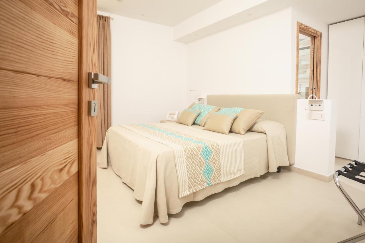 Assaje' Luxury Rooms Santa Teresa Gallura Buitenkant foto